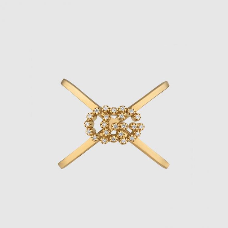 Anello Gucci forma di X GG Running con diamanti