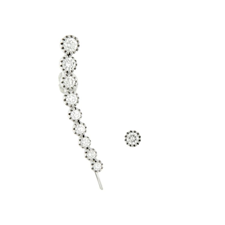Orecchini oro bianco asimmetrici con brillanti asimmetric earrings diamonds sconto discount
