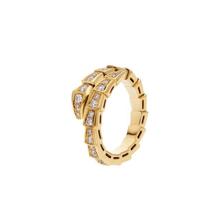 Serpenti Viper one-coil 18 kt yellow gold ring set with full pavé diamonds