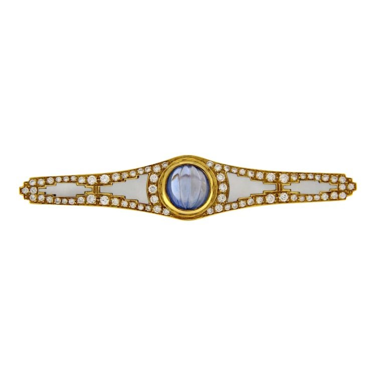 CARLO ILARIO YELLOW GOLD BROOCH WITH MOTHER-OF-PEARL CABOCHON SAPPHIRE AND DIAMONDS