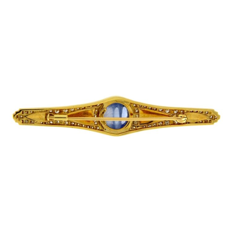 CARLO ILARIO YELLOW GOLD BROOCH WITH MOTHER-OF-PEARL CABOCHON SAPPHIRE AND DIAMONDS - Image 2