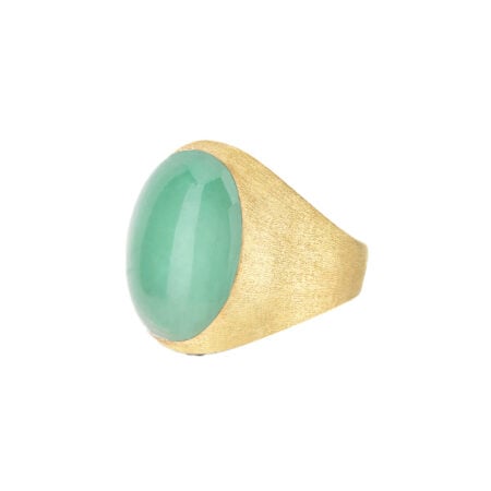 LATTEMENTA MUSE SIGNET RING IN ENGRAVED GOLD JADEITE AND ROCK CRYSTAL