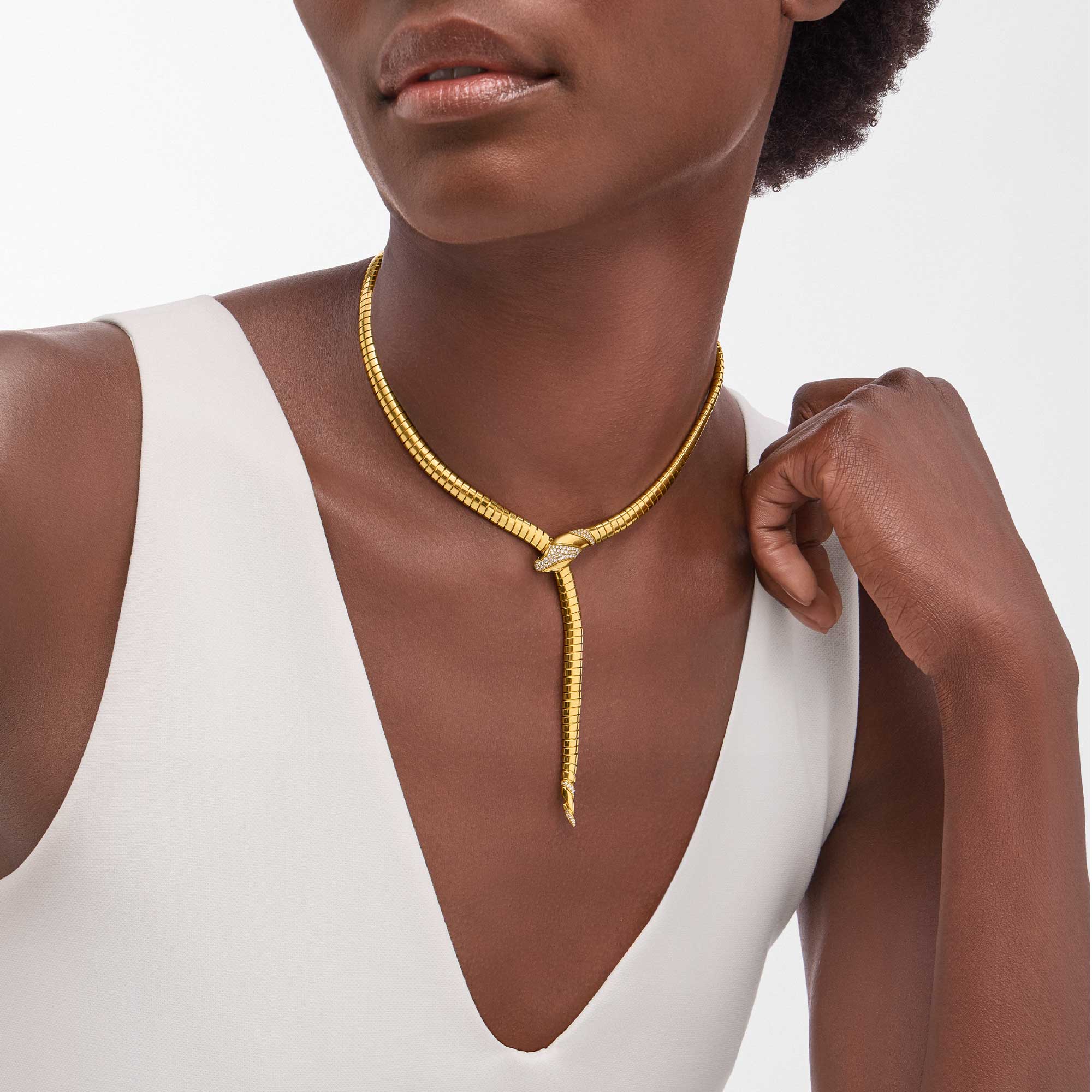 Bvlgari Serpenti Tubogas Necklace demi pavé diamonds head and the tail and black onyx eyes - Image 3